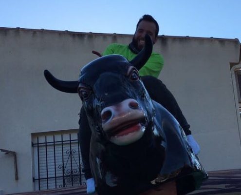 Diversión asegurada con el toro mecánico