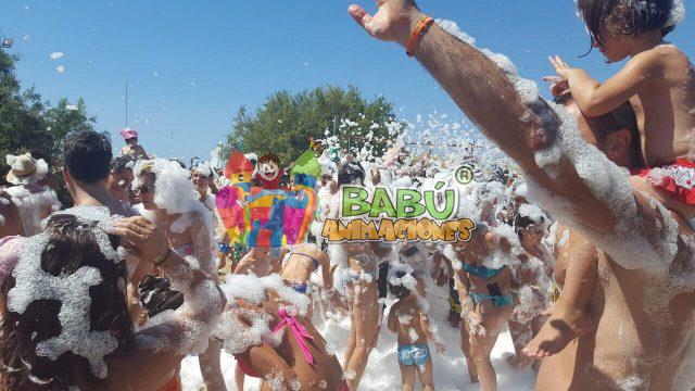 Fiesta de la Espuma en Alicante. Cañon de Espuma