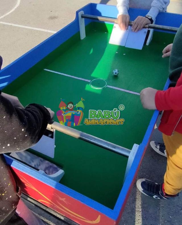 Juegos gigantes futbolin